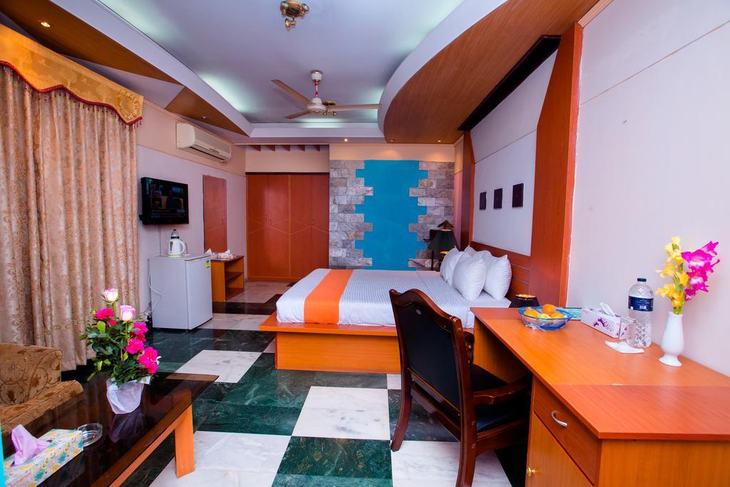 Hotel Golden Deer Dhaka Zewnętrze zdjęcie