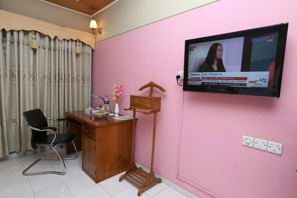 Hotel Golden Deer Dhaka Zewnętrze zdjęcie