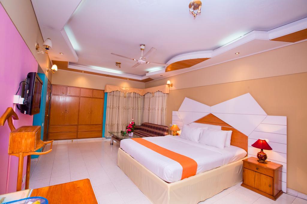 Hotel Golden Deer Dhaka Zewnętrze zdjęcie