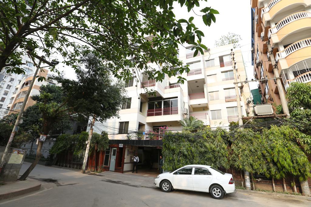 Hotel Golden Deer Dhaka Zewnętrze zdjęcie