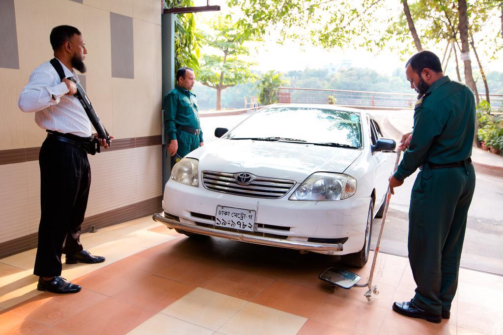 Hotel Golden Deer Dhaka Zewnętrze zdjęcie