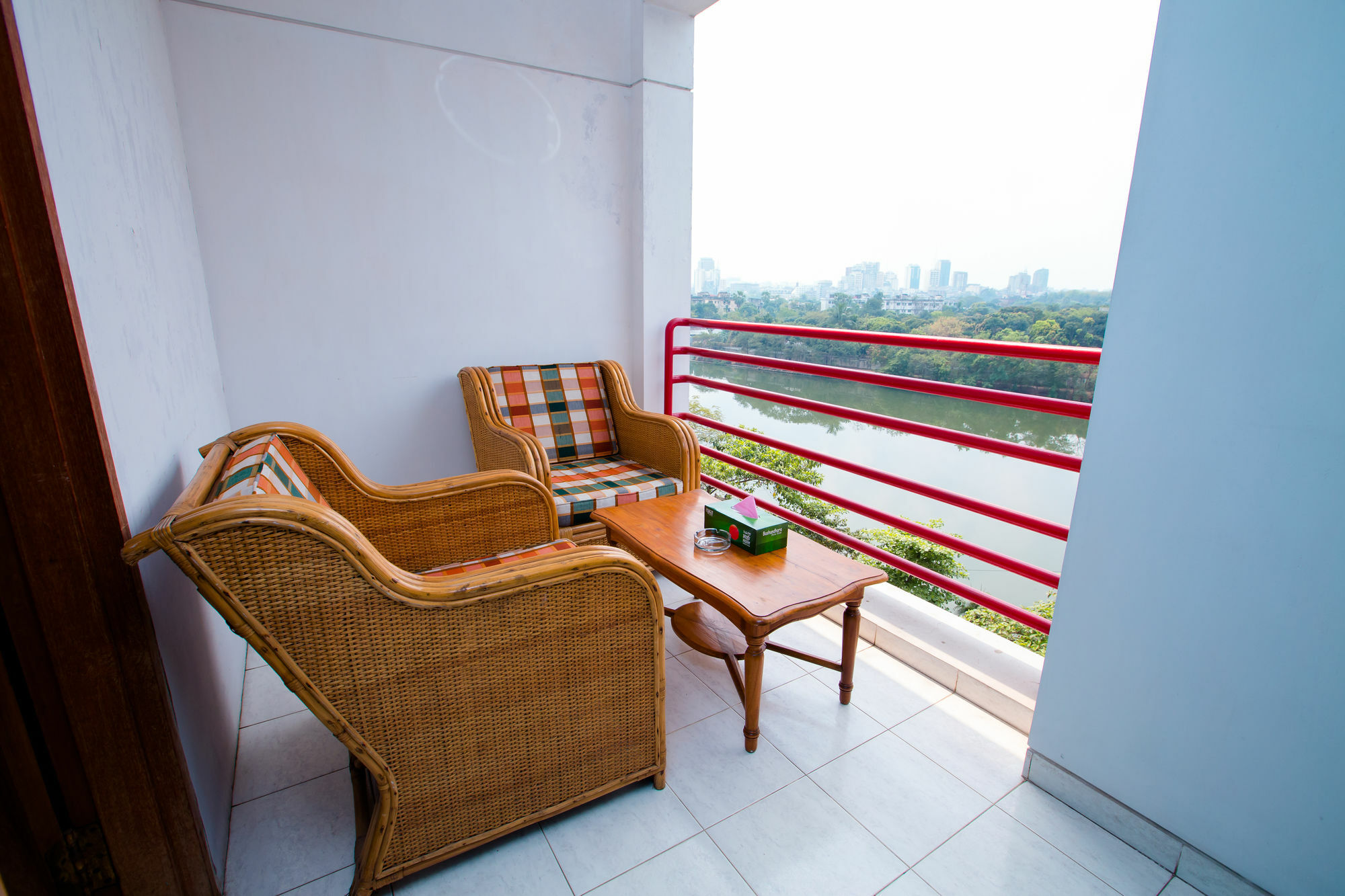 Hotel Golden Deer Dhaka Zewnętrze zdjęcie
