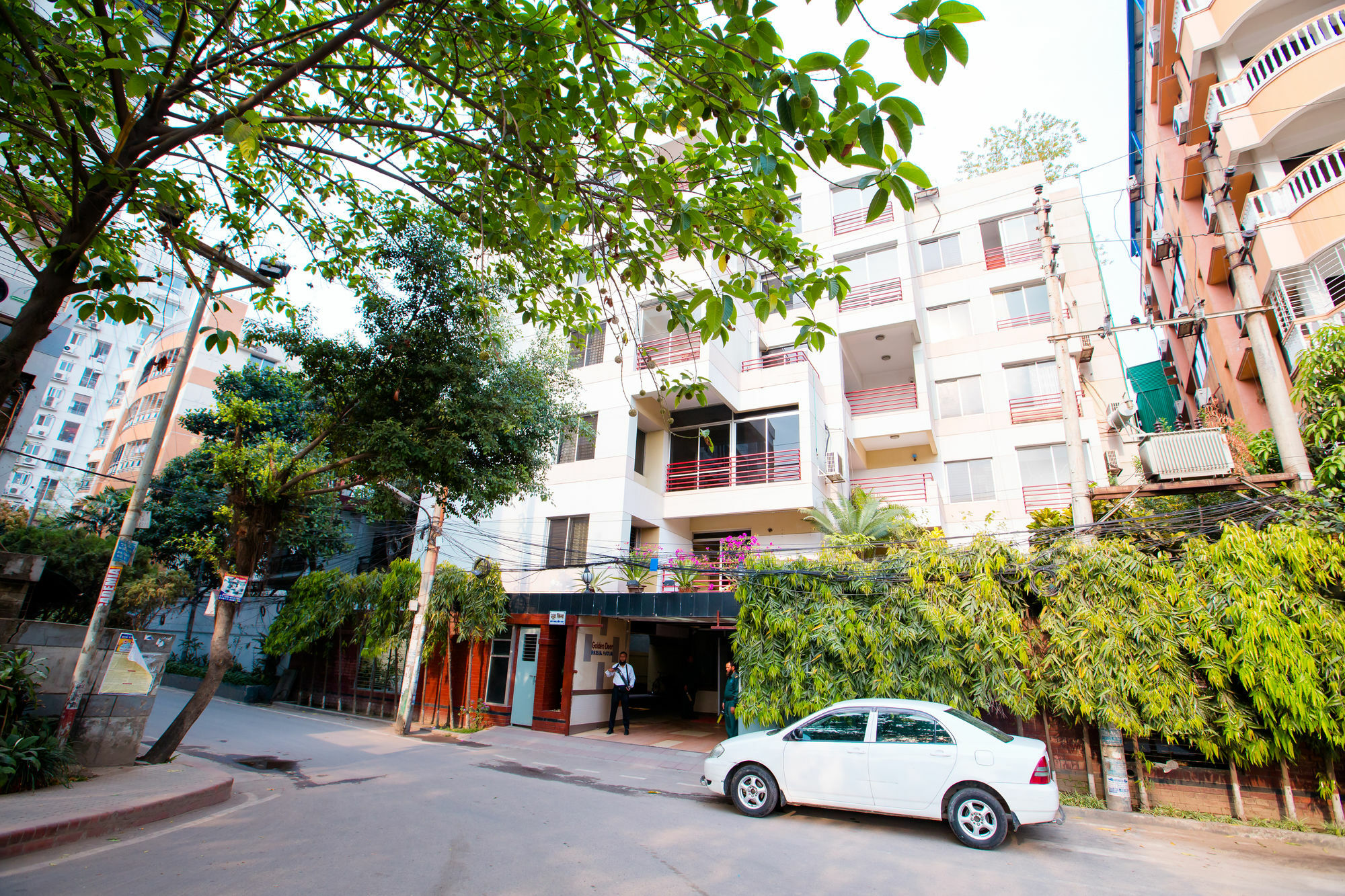 Hotel Golden Deer Dhaka Zewnętrze zdjęcie