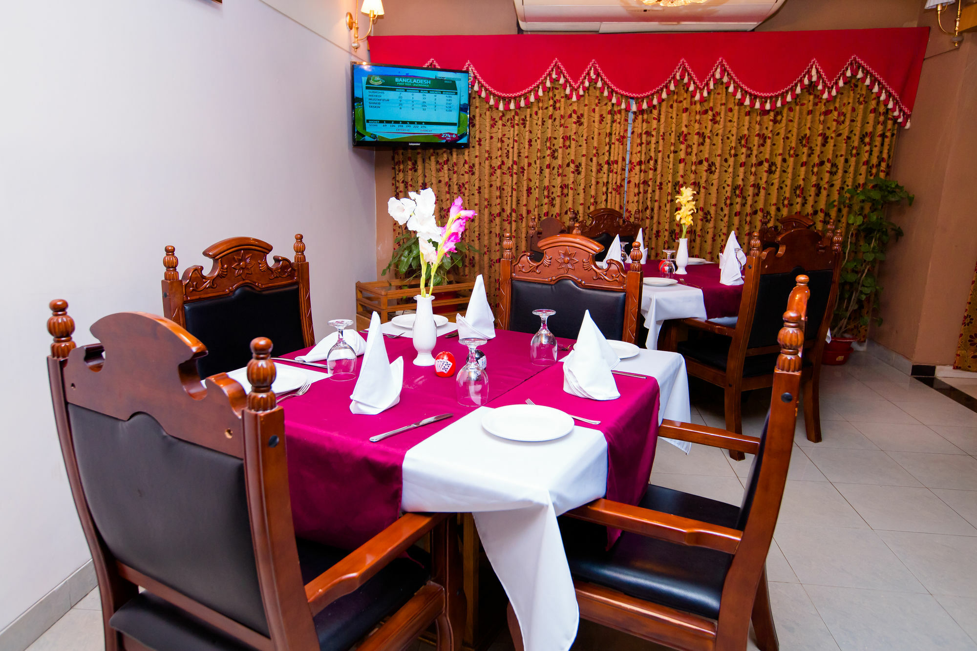 Hotel Golden Deer Dhaka Zewnętrze zdjęcie