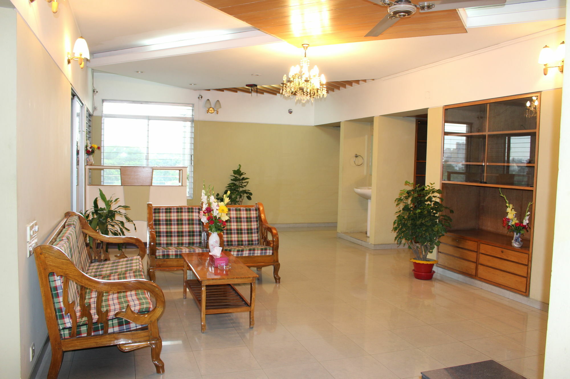 Hotel Golden Deer Dhaka Zewnętrze zdjęcie