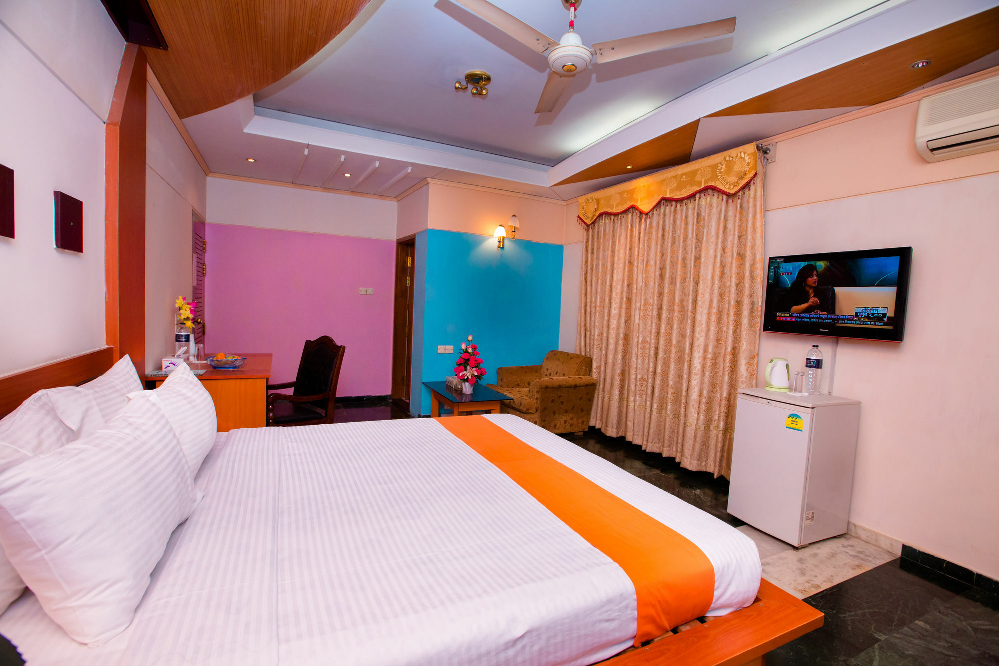 Hotel Golden Deer Dhaka Zewnętrze zdjęcie