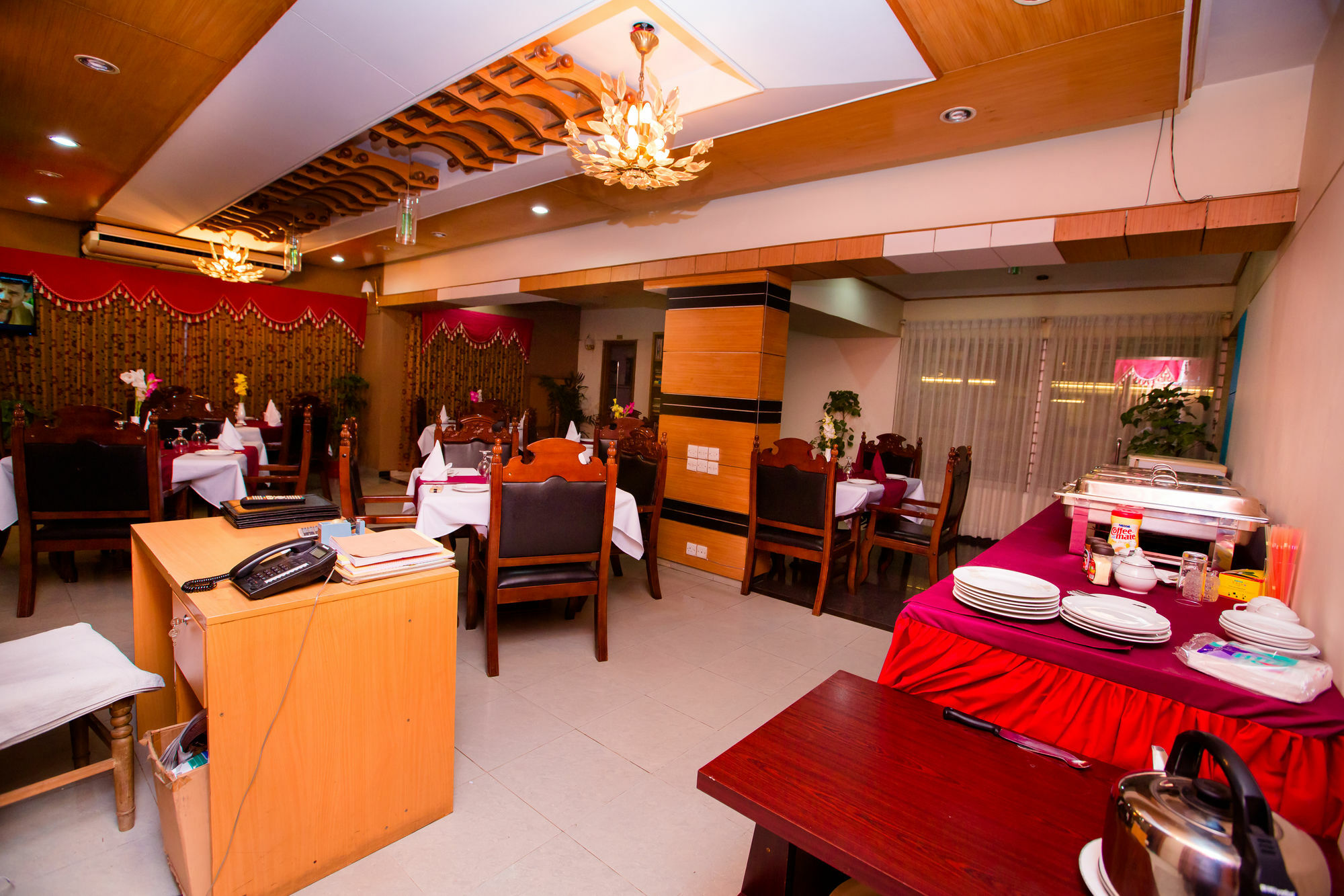 Hotel Golden Deer Dhaka Zewnętrze zdjęcie